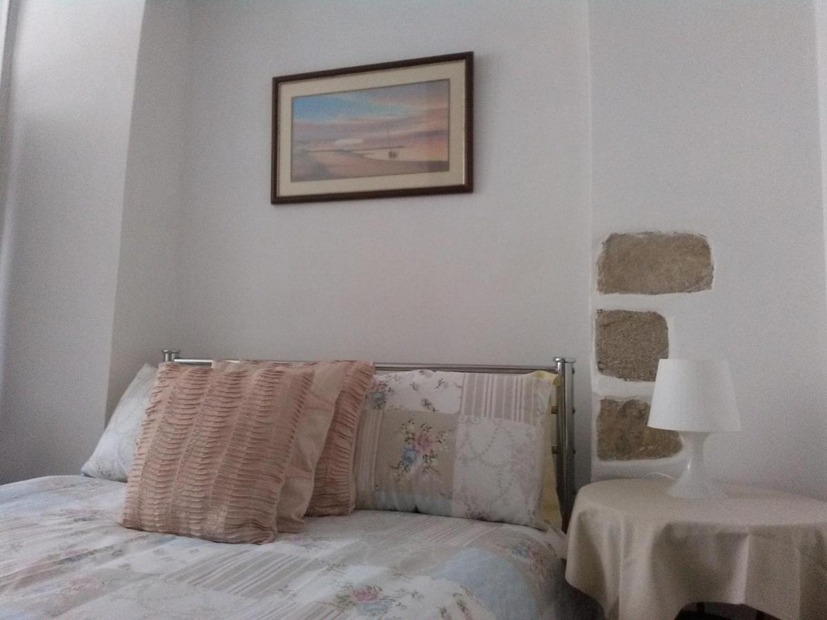 Maison Lapeyriere Le Dorat Esterno foto